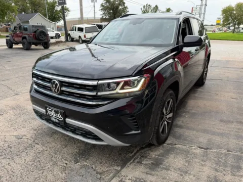More photos of 2023 Volkswagen Atlas SE Sport Utility 4D at Tailgate Motor Co. (Fremont South), NE