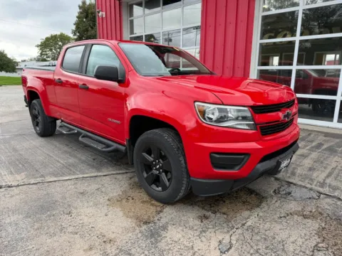 Photos of 2018 Chevrolet Colorado Crew Cab Work Truck Pickup 4D 6 ft for sale in Fremont, NE at Tailgate Motor Co. (Fremont South)
