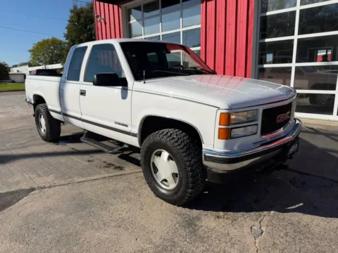 Photos of 1997 GMC 1500 Club Coupe Short Bed for sale in Fremont, NE at Tailgate Motor Co. (Fremont South)