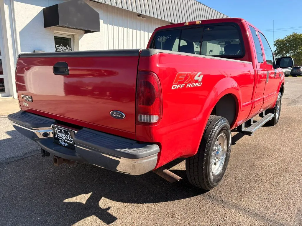 Ford F-250 photo 7
