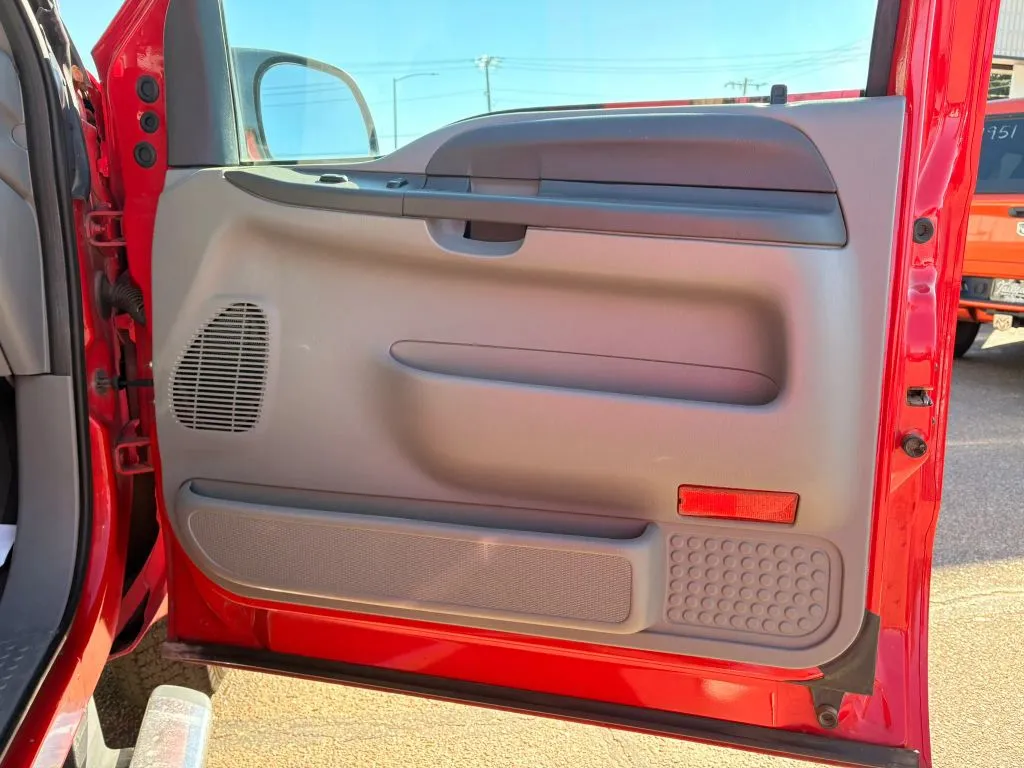 Ford F-250 photo 11