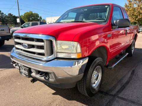 More photos of 2004 Ford F250 Super Duty Super Cab Lariat Pickup 4D 6 3/4 ft at Tailgate Motor Co. (Fremont South), NE