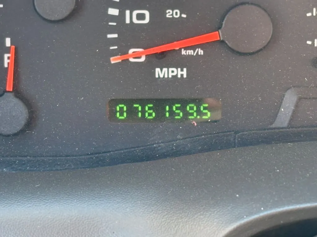Ford F-250 photo 23