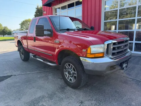 Photos of 1999 Ford F250 Super Duty Super Cab Short Bed for sale in Fremont, NE at Tailgate Motor Co. (Fremont South)