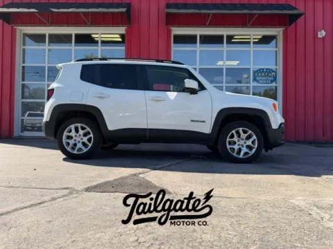 White 2018 Jeep Renegade Latitude Sport Utility 4D for sale in Fremont, NE