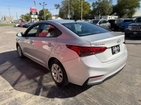 More photos of 2021 Hyundai Accent SE Sedan 4D at Tailgate Motor Co. (Fremont South), NE