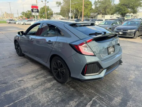 More photos of 2017 Honda Civic EX-L w/Navigation Hatchback 4D at Tailgate Motor Co. (Fremont South), NE