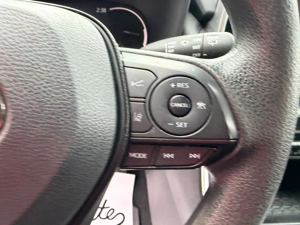 Toyota RAV4 photo 26