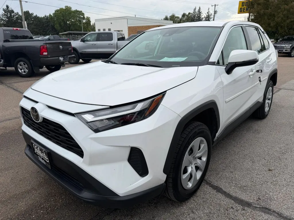 Toyota RAV4 photo 4