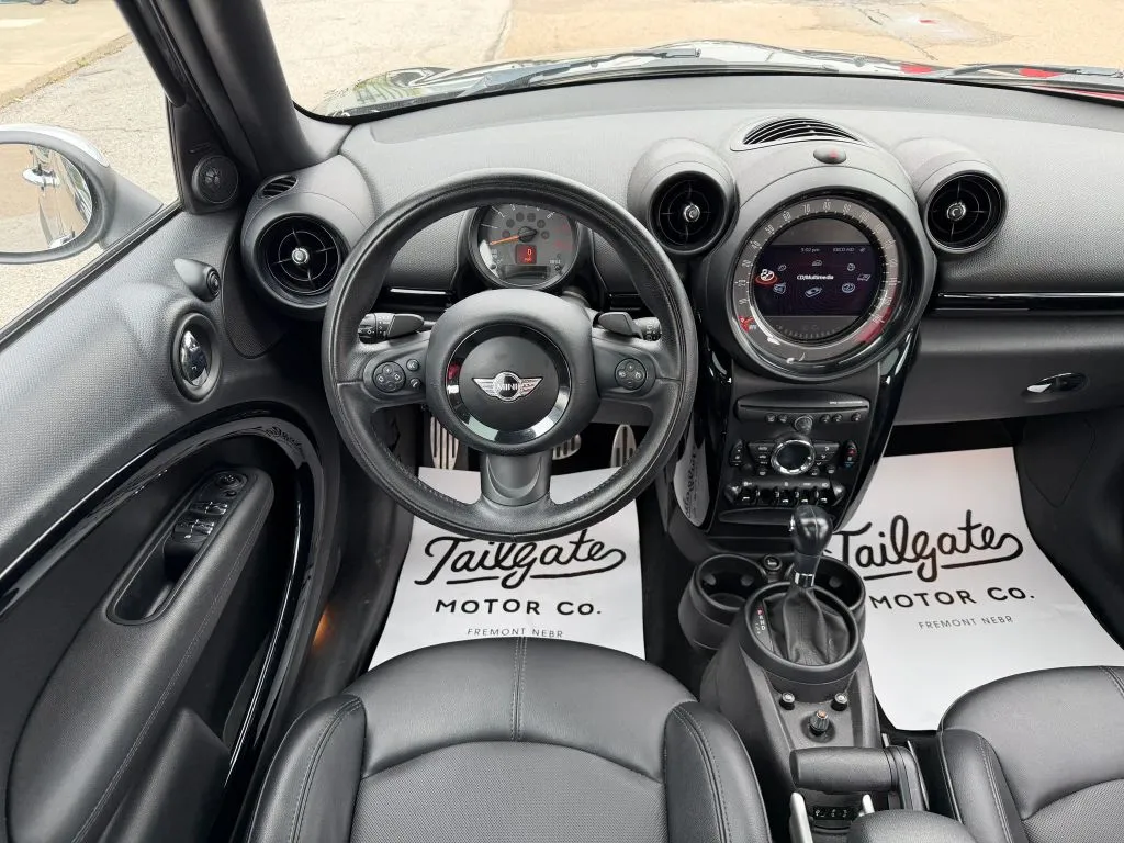 Mini Countryman photo 9