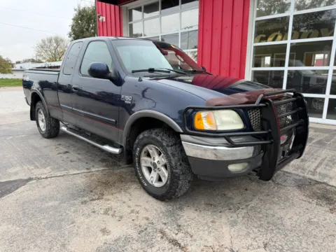 Photos of 2002 Ford F-150 Super Cab Short Bed 4D for sale in Fremont, NE at Tailgate Motor Co. (Fremont South)