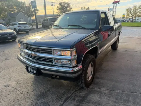 More photos of 1996 Chevrolet 1500 Extended Cab Long Bed at Tailgate Motor Co. (Fremont South), NE