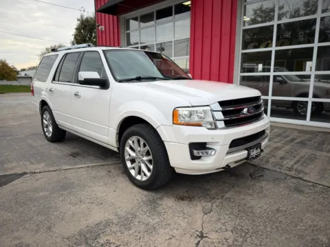 Photos of 2017 Ford Expedition Limited Sport Utility 4D for sale in Fremont, NE at Tailgate Motor Co. (Fremont South)