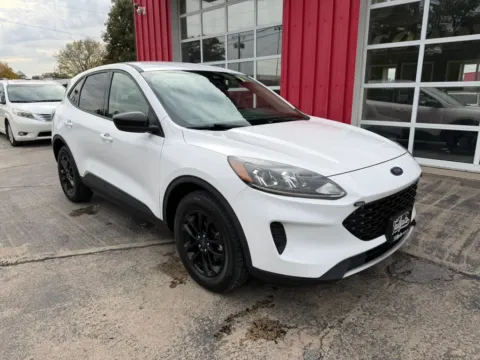 Photos of 2020 Ford Escape SE Sport SUV 4D for sale in Fremont, NE at Tailgate Motor Co. (Fremont South)