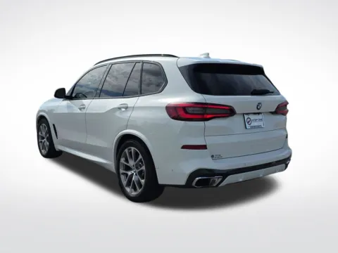 More photos of 2022 BMW X5 xDrive40i at Step One Motorsports, FL
