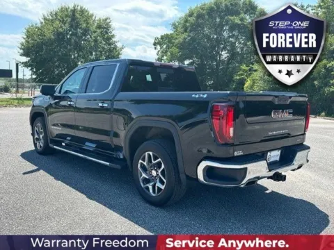 More photos of 2023 GMC Sierra 1500 SLT at Step One Motorsports, FL