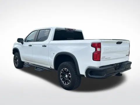 More photos of 2022 Chevrolet Silverado 1500 ZR2 at Step One Motorsports, FL
