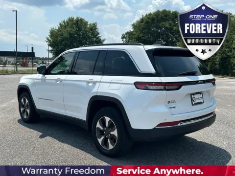 More photos of 2024 Jeep Grand Cherokee 4xe at Step One Motorsports, FL