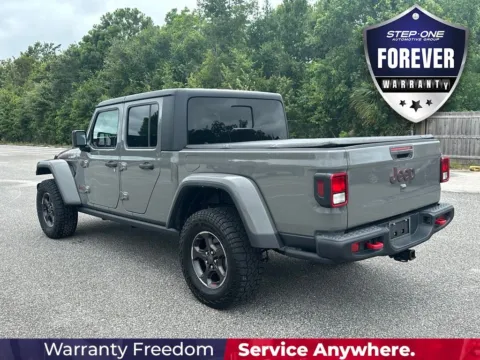 More photos of 2022 Jeep Gladiator Rubicon at Step One Motorsports, FL
