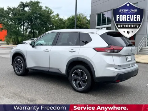 More photos of 2024 Nissan Rogue SV at Step One Motorsports, FL