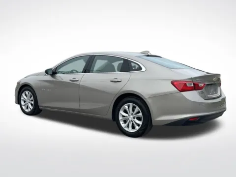 More photos of 2025 Chevrolet Malibu LT at Step One Motorsports, FL