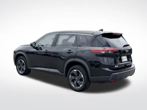 More photos of 2024 Nissan Rogue SV at Step One Motorsports, FL