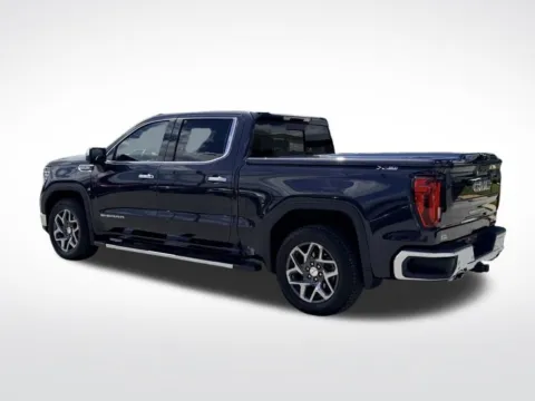 More photos of 2024 GMC Sierra 1500 SLT at Step One Motorsports, FL