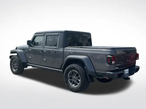 More photos of 2020 Jeep Gladiator Altitude at Step One Motorsports, FL