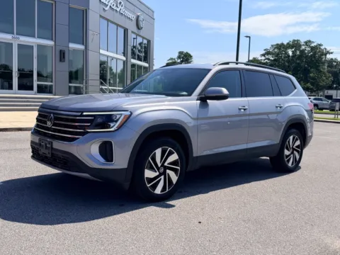 Black 2025 Volkswagen Atlas 2.0T SE w/Technology for sale in Pensacola, FL