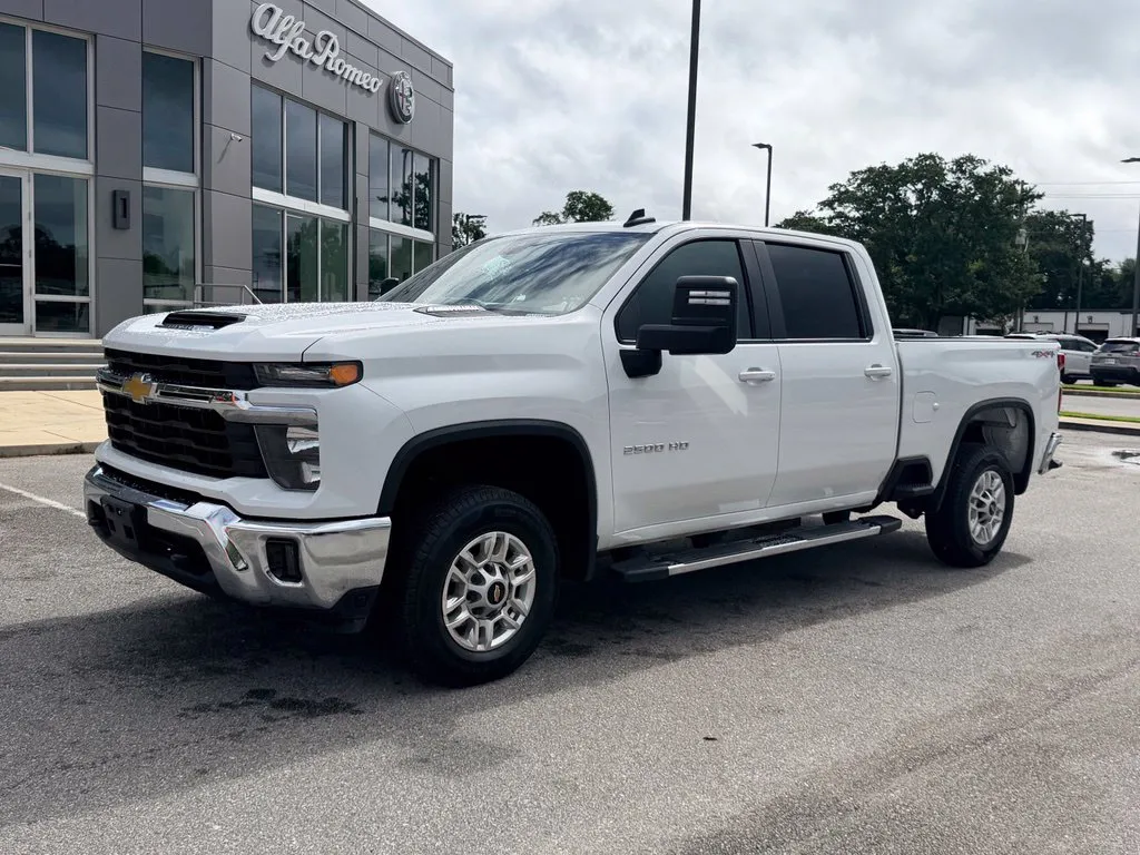 White 2025 Chevrolet Silverado 2500 HD LT for sale in Pensacola, FL