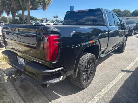 More photos of 2024 GMC Sierra 2500 HD Denali Ultimate at Step One Motorsports, FL