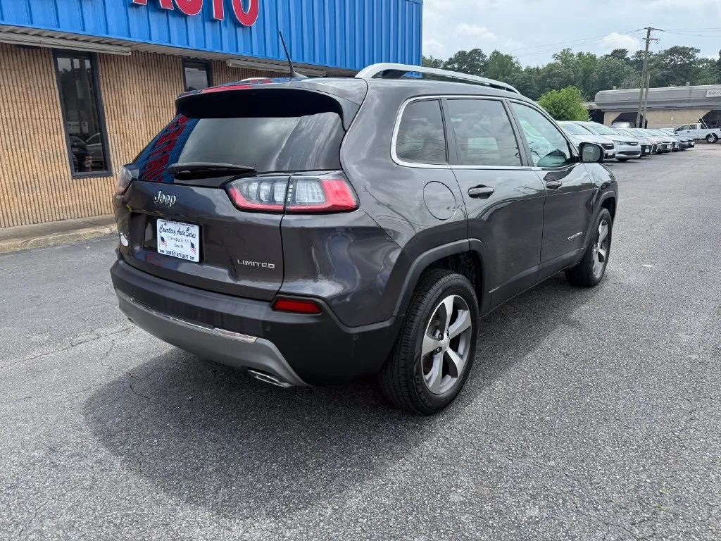 Jeep Cherokee photo 11
