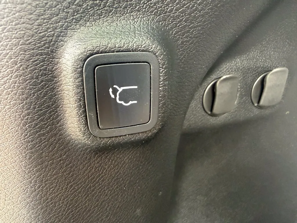 Jeep Cherokee photo 22
