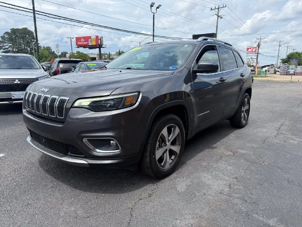Jeep Cherokee photo 7