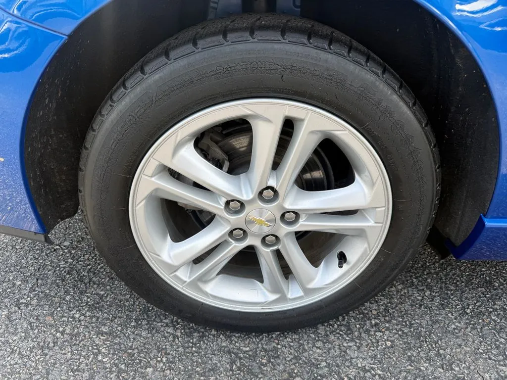 Chevrolet Cruze photo 25