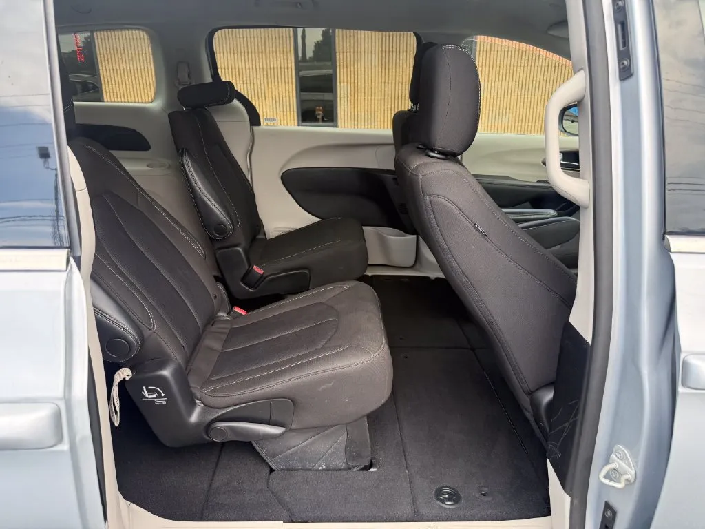 Chrysler Voyager photo 22