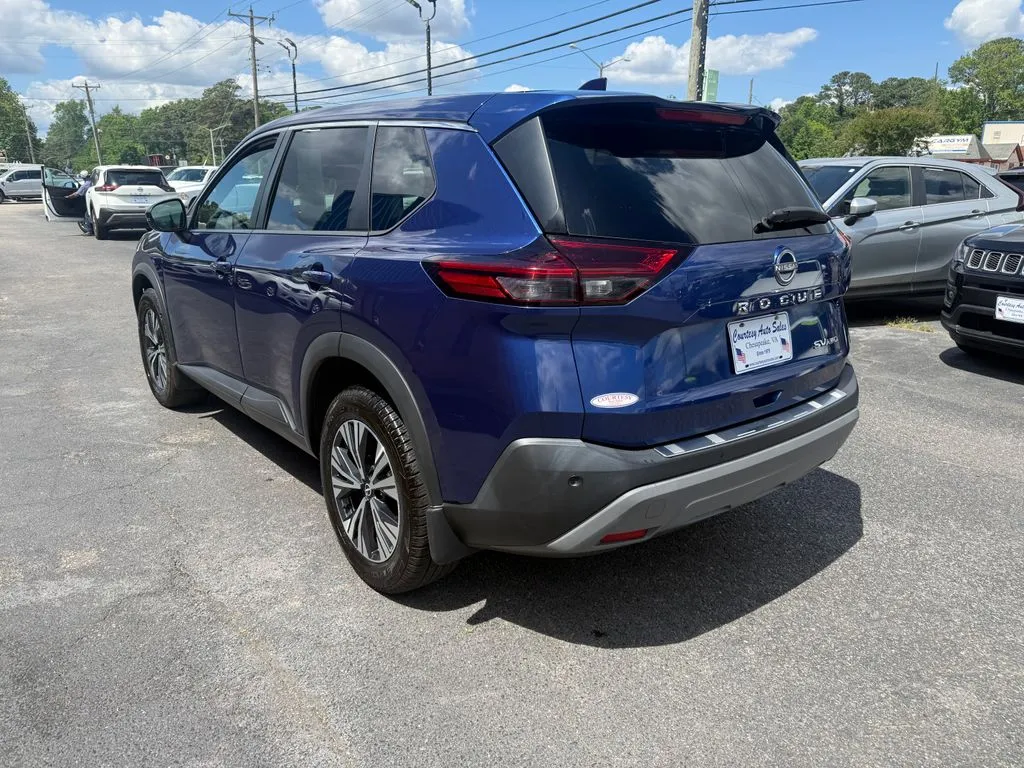 2022 Nissan Rogue SV - Photo 8