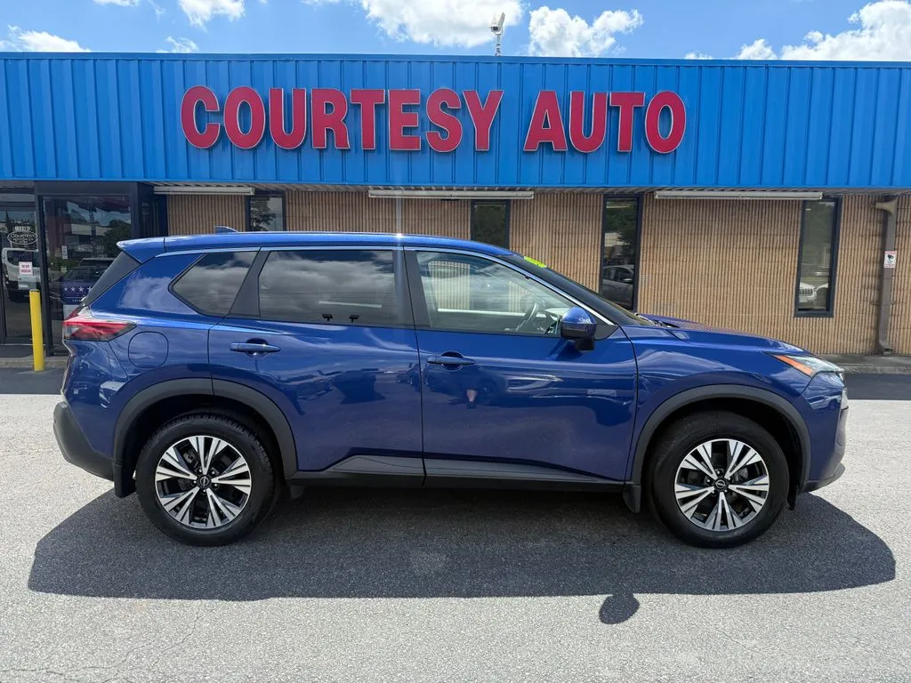 2022 Nissan Rogue SV - Photo 11