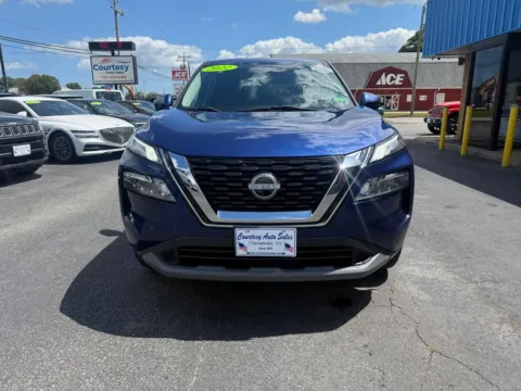More photos of 2022 Nissan Rogue SV at Courtesy Auto Sales, VA