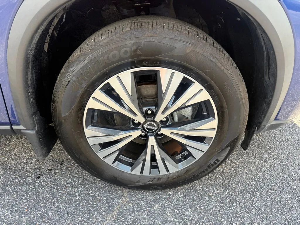 2022 Nissan Rogue SV - Photo 27