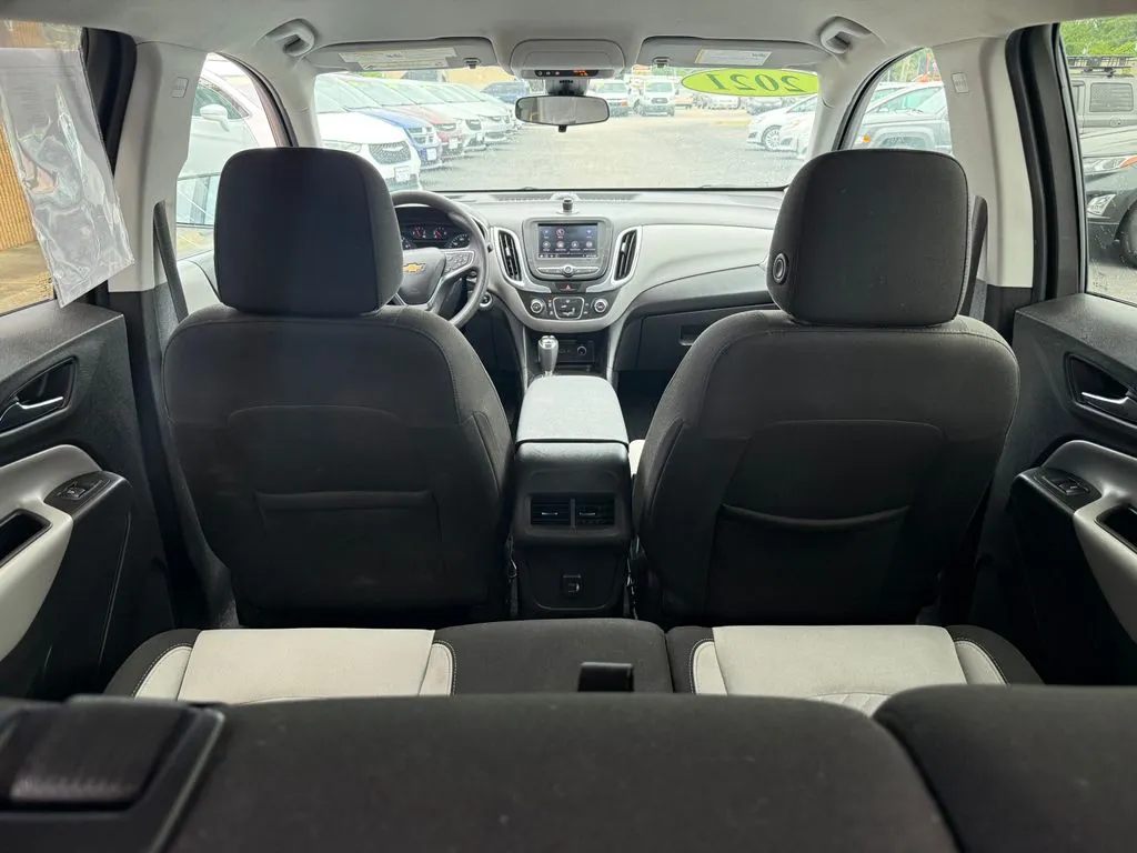 2021 Chevrolet Equinox LS - Photo 22