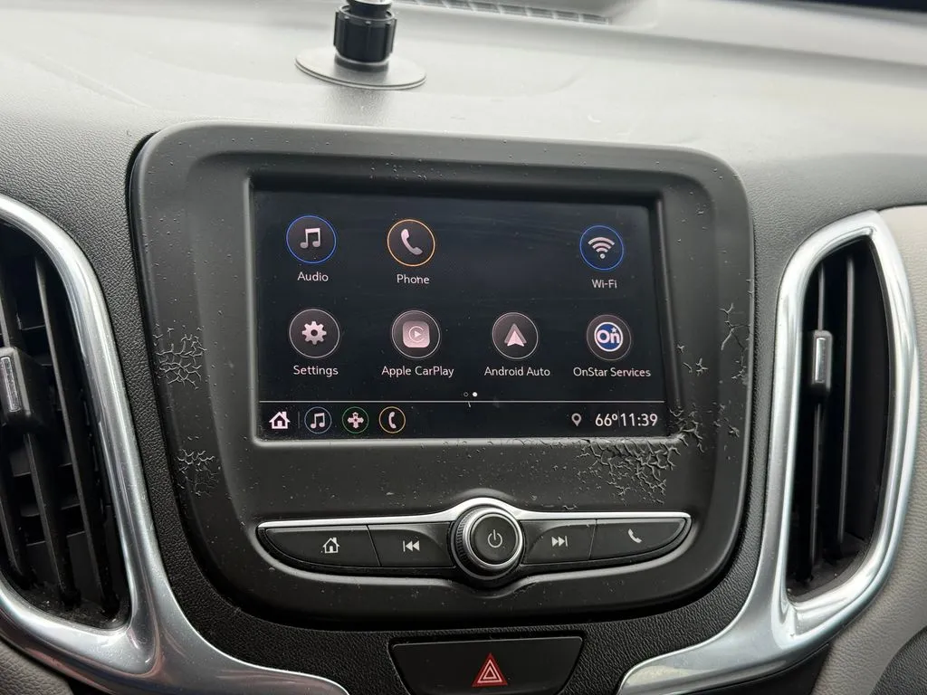 2021 Chevrolet Equinox LS - Photo 28