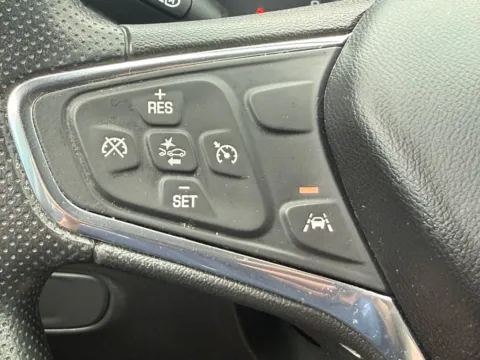 More photos of 2021 Chevrolet Equinox LS at Courtesy Auto Sales, VA