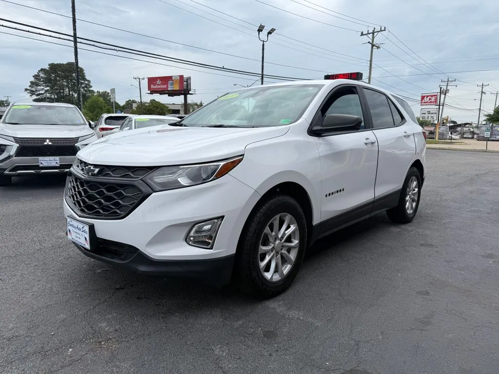 2021 Chevrolet Equinox LS - Photo 6