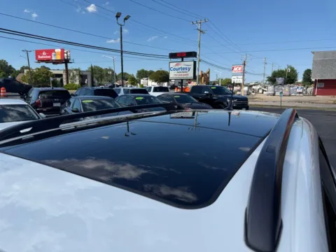 Photos of 2021 Jeep Cherokee Limited for sale in Chesapeake, VA at Courtesy Auto Sales