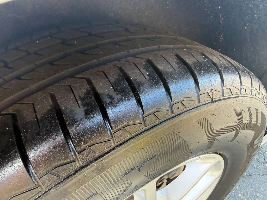 Chrysler Pacifica photo 32