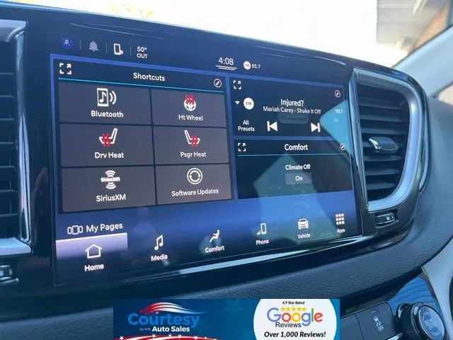 Chrysler Pacifica photo 3
