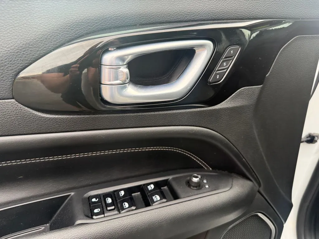 2023 Jeep Compass High Altitude - Photo 17