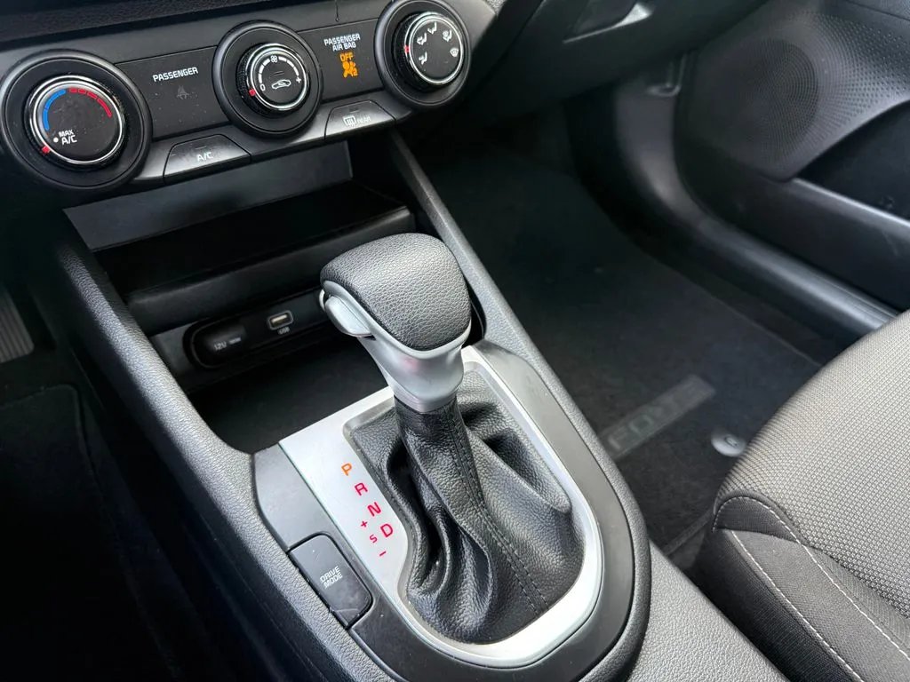 Kia Forte photo 21