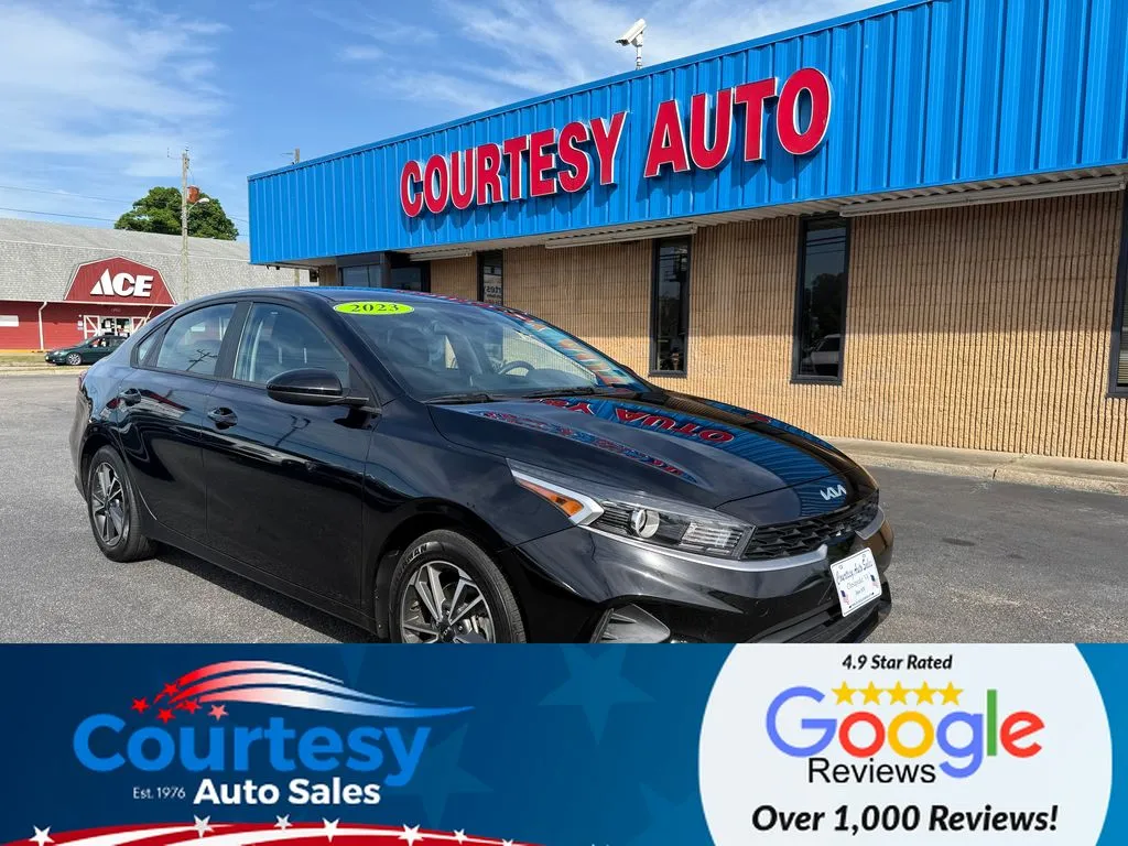 Black 2023 Kia Forte LXS for sale in Chesapeake, VA